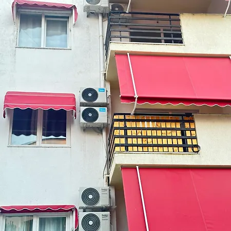 Qerret Apartment *